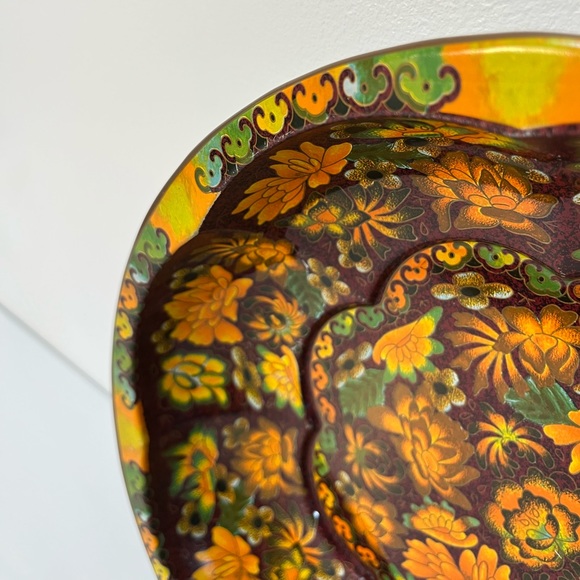 Vintage Daher Brown and Orange Flower Decorative Tinware Serving Bowl - Picture 6 of 8